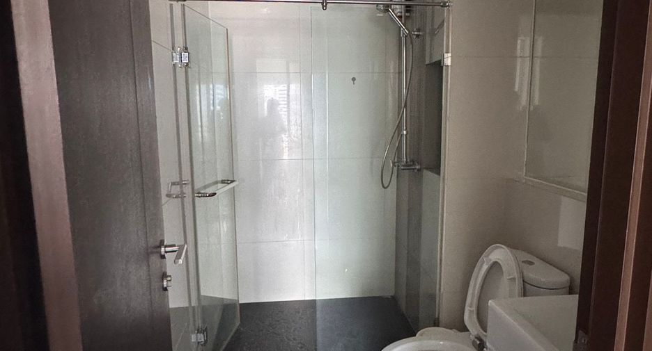 For rent 1 bed condo in Sathon, Bangkok