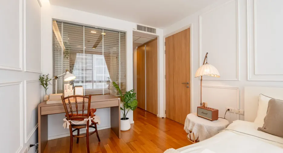For rent 1 bed condo in Watthana, Bangkok