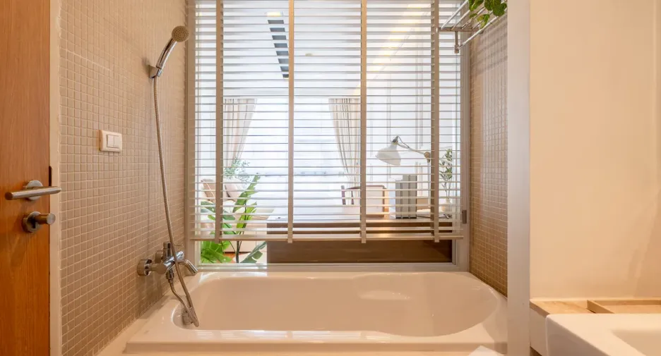 For rent 1 bed condo in Watthana, Bangkok