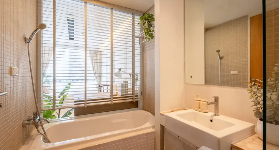 For rent 1 bed condo in Watthana, Bangkok