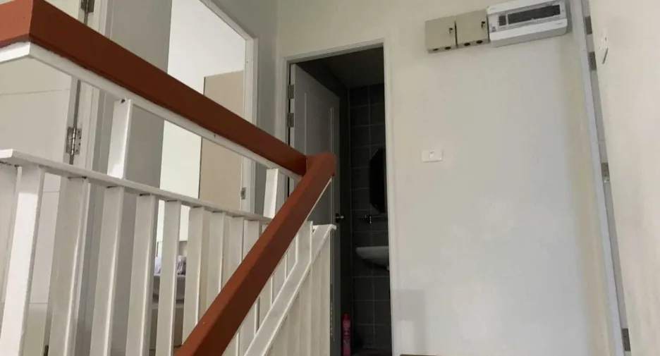 For rent 3 bedrooms townhouse in Thalang, Phuket