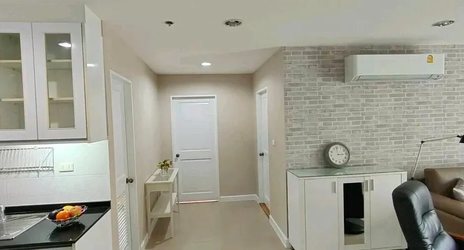 For sale and for rent 2 bedrooms condo in Khlong Toei, Bangkok