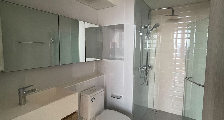 For sale 1 bed condo in Phra Khanong, Bangkok