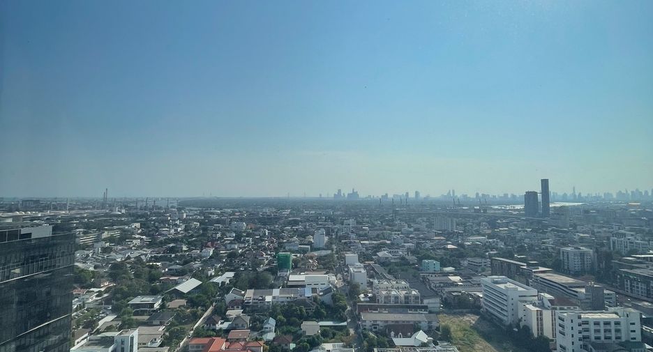 For sale 1 bed condo in Phra Khanong, Bangkok