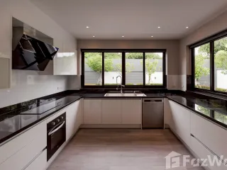 Casa en alquiler de 4 habitaciones en Hang Dong, Chiang Mai