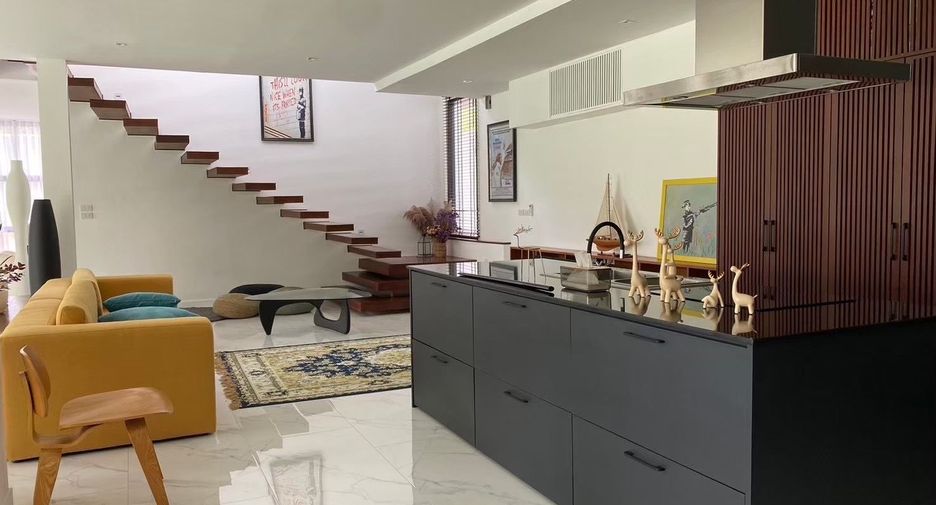 For sale and for rent 4 bedrooms villa in Doi Saket, Chiang Mai