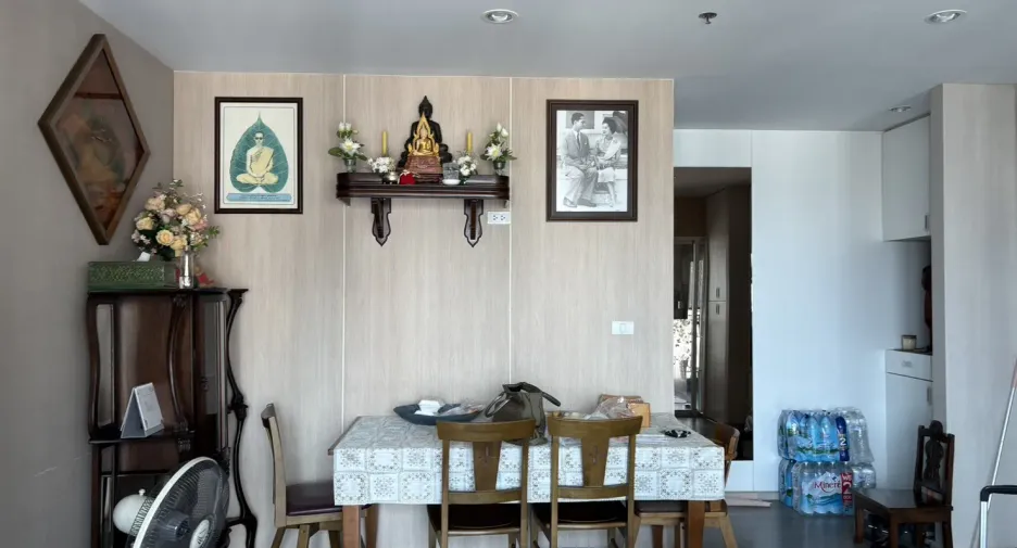 For rent 2 bedrooms condo in Bang Phlat, Bangkok