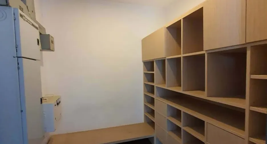 For rent 3 bedrooms condo in Sathon, Bangkok
