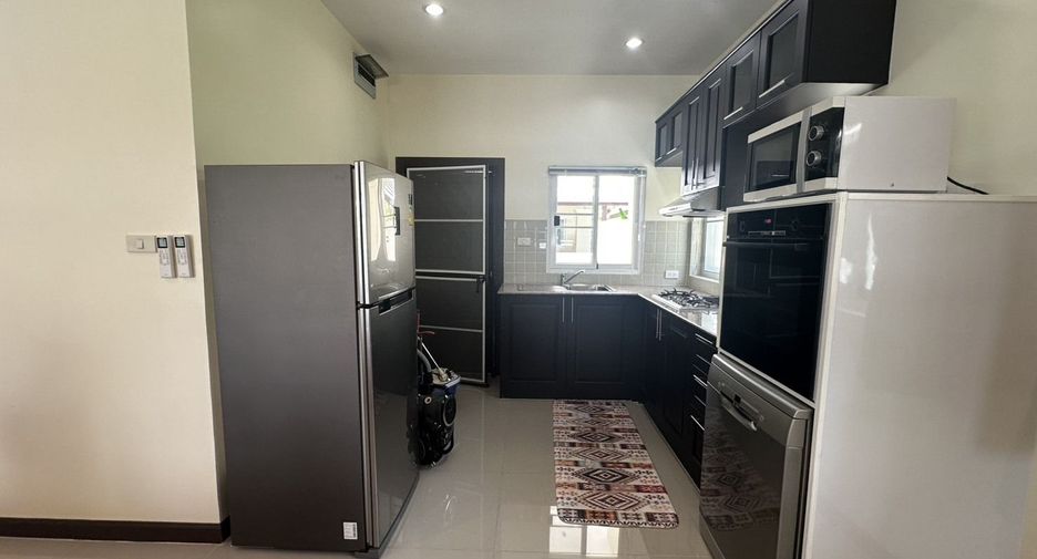 For sale 3 bedrooms villa in Hua Hin, Prachuap Khiri Khan