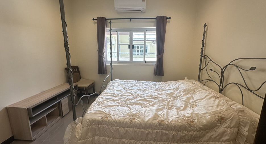 For sale 3 bedrooms villa in Hua Hin, Prachuap Khiri Khan