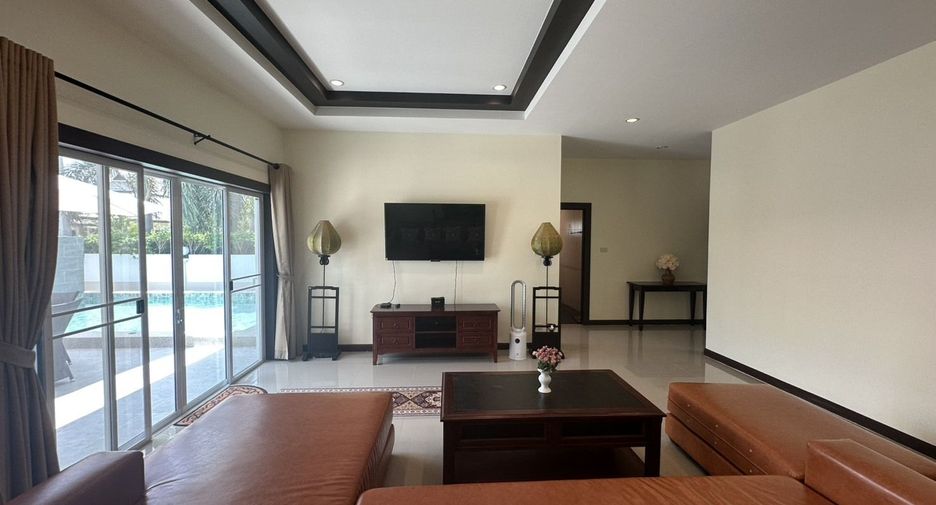 For sale 3 bedrooms villa in Hua Hin, Prachuap Khiri Khan