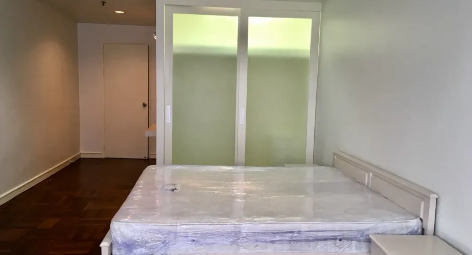 Wohnung zum Kauf und zur Miete mit 2 Zimmer in Khlong Toei, Bangkok