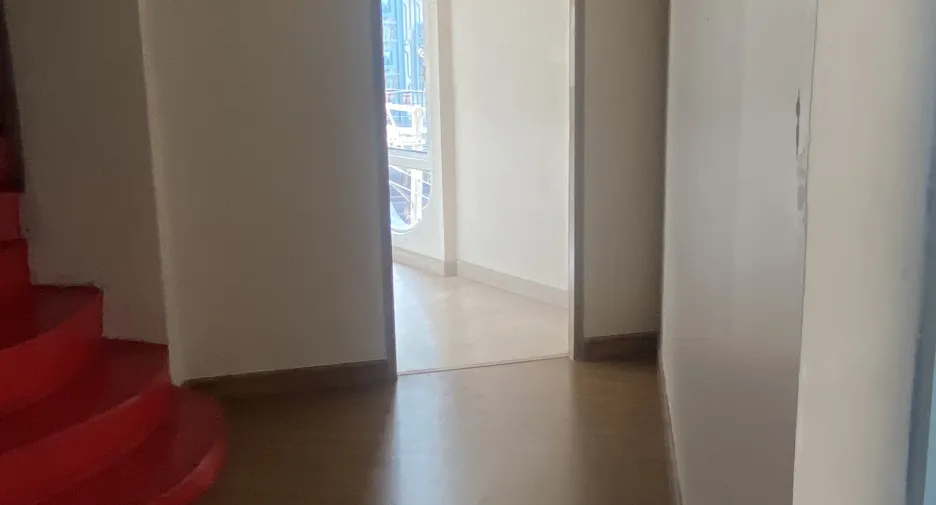 For rent 5 bedrooms retail Space in Watthana, Bangkok