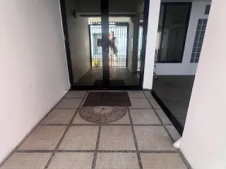 For sale and for rent 4 bedrooms townhouse in Watthana, Bangkok