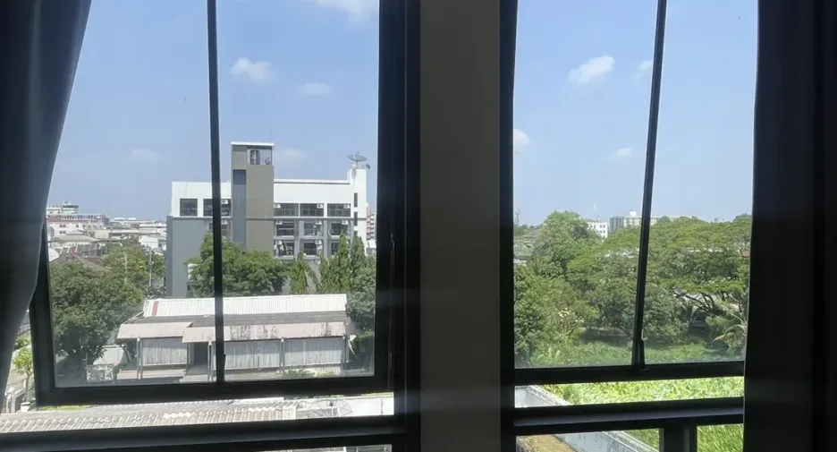 For rent 1 bed condo in Phra Khanong, Bangkok