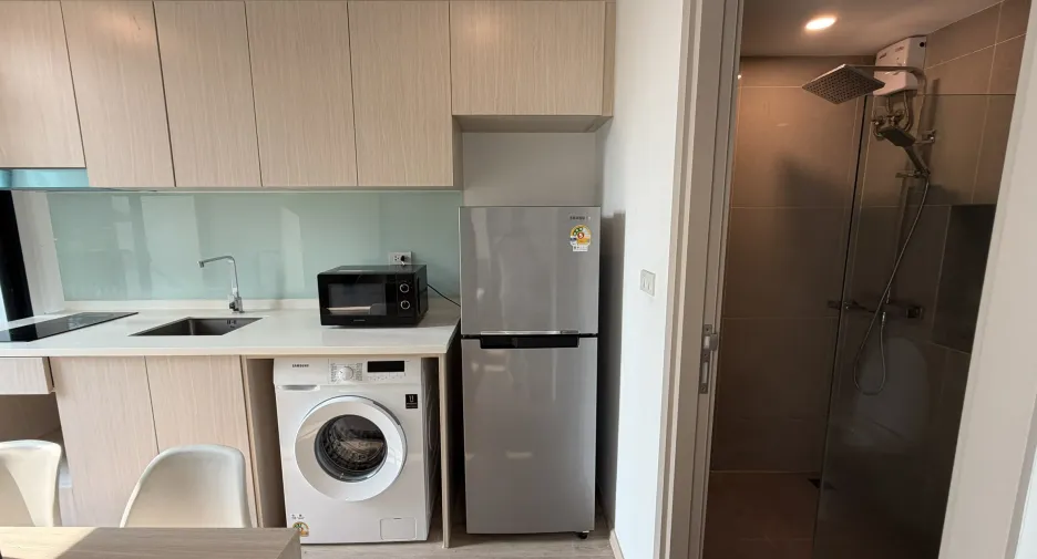 For rent 1 bed condo in Phra Khanong, Bangkok