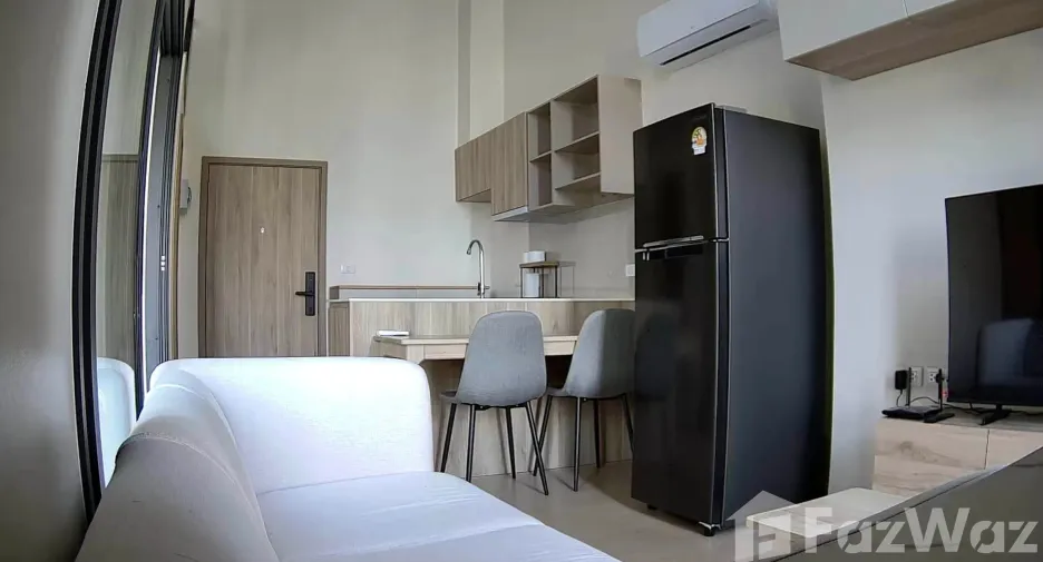Wohnung zur Miete mit 2 Zimmer in Huai Khwang, Bangkok