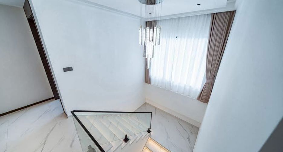 À vendre 6 chambres villa à Jomtien, Pattaya