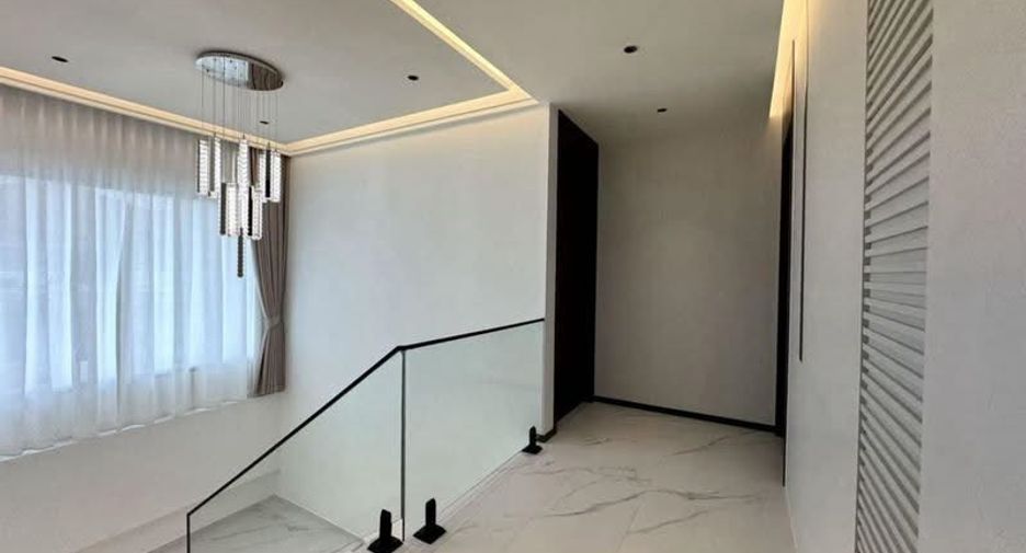 À vendre 6 chambres villa à Jomtien, Pattaya