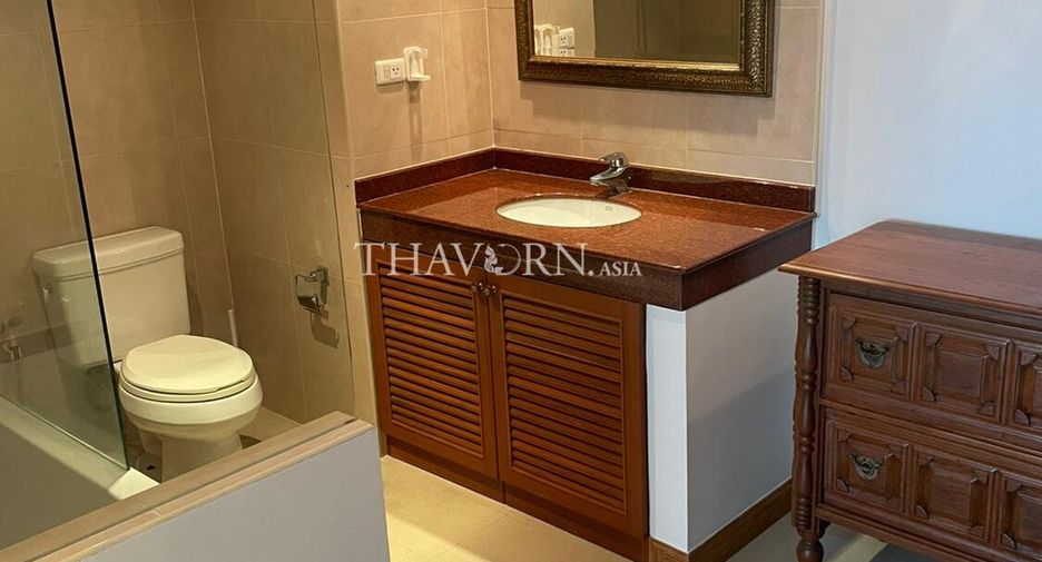 For sale 2 bedrooms condo in Pratumnak, Pattaya