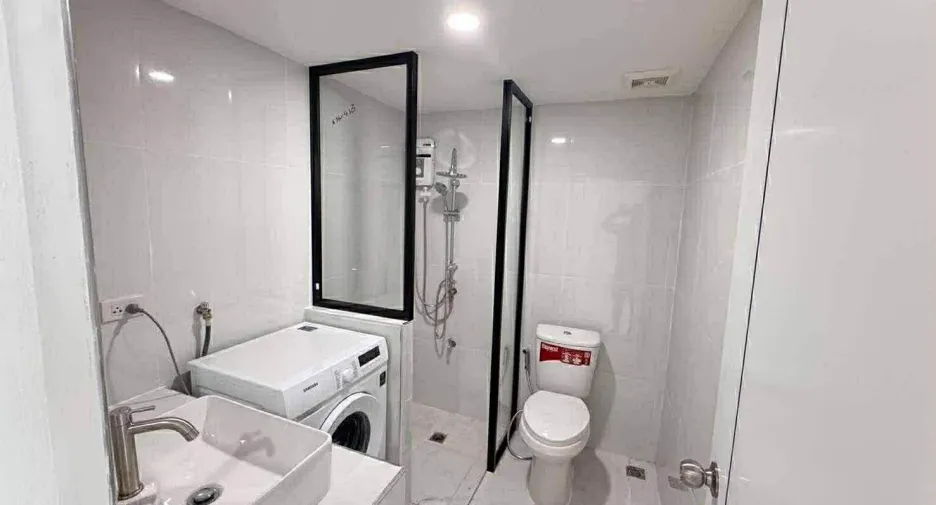 For rent 2 bedrooms condo in Mueang Chiang Mai, Chiang Mai