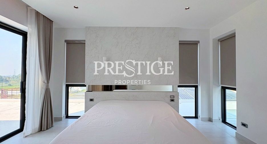 For sale 5 bedrooms house in Bang Lamung, Chonburi