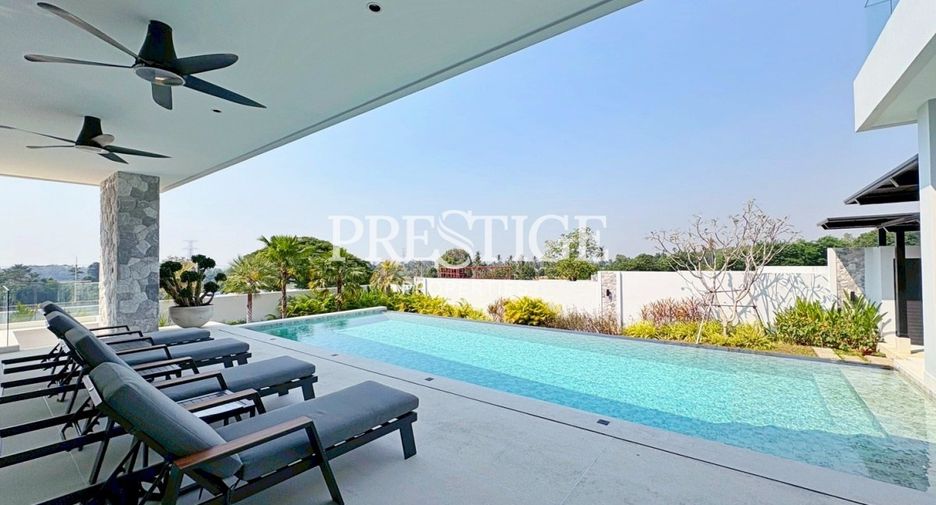 For sale 5 bedrooms house in Bang Lamung, Chonburi