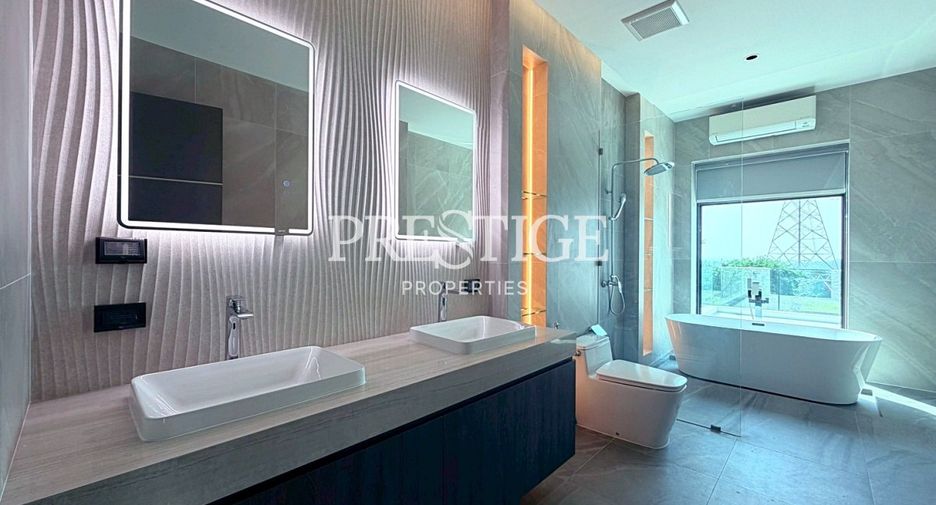 For sale 5 bedrooms house in Bang Lamung, Chonburi