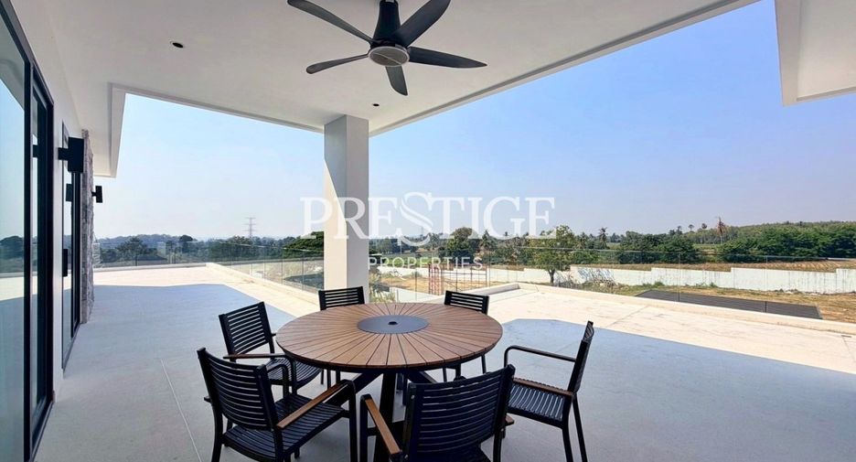 For sale 5 bedrooms house in Bang Lamung, Chonburi