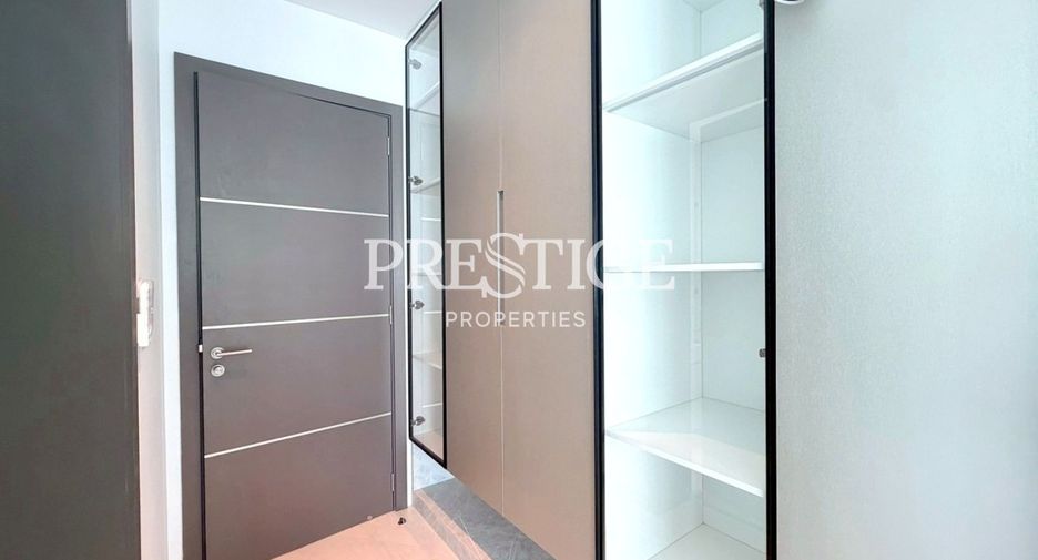 For sale 5 bedrooms house in Bang Lamung, Chonburi