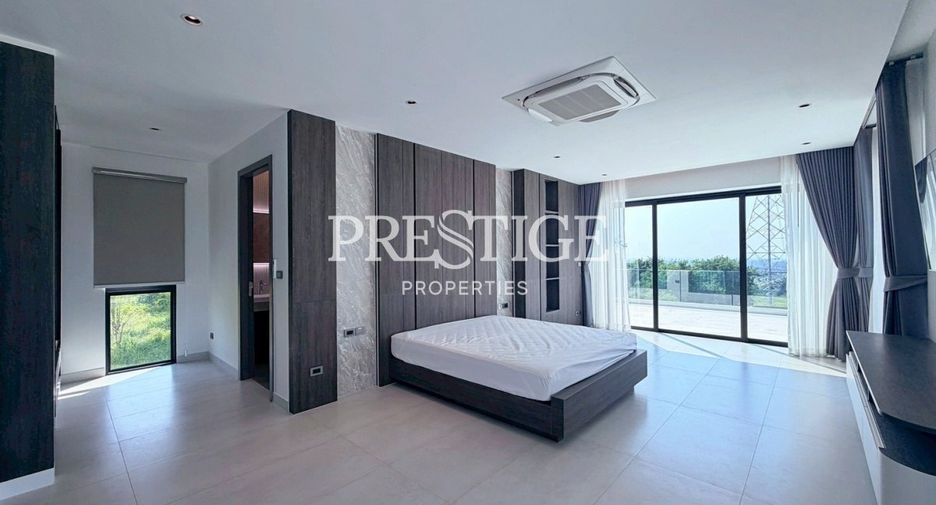 For sale 5 bedrooms house in Bang Lamung, Chonburi