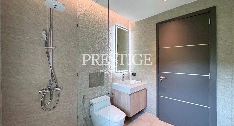 For sale 5 bedrooms house in Bang Lamung, Chonburi