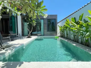 For rent 3 bedrooms villa in Mueang Phuket, Phuket