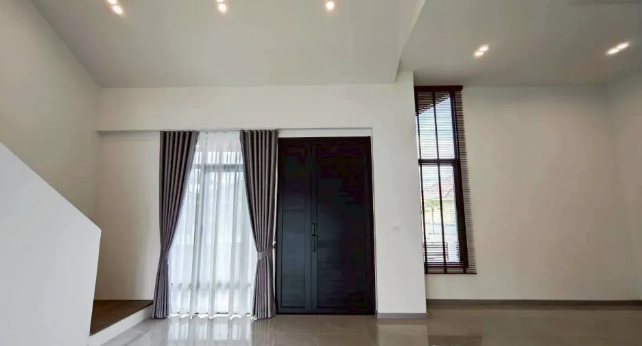 For sale 3 bedrooms villa in Doi Saket, Chiang Mai