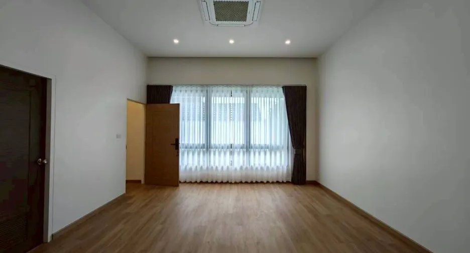 For sale 3 bedrooms villa in Doi Saket, Chiang Mai
