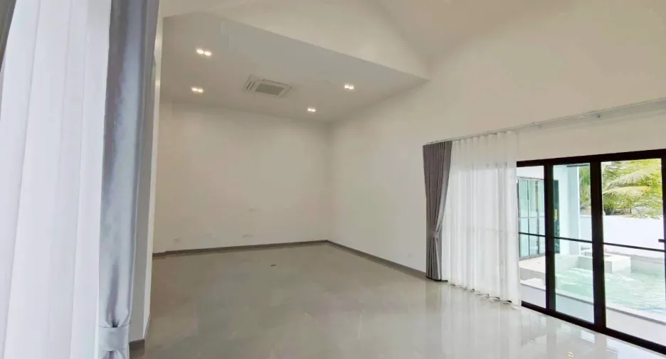 For sale 3 bedrooms villa in Doi Saket, Chiang Mai