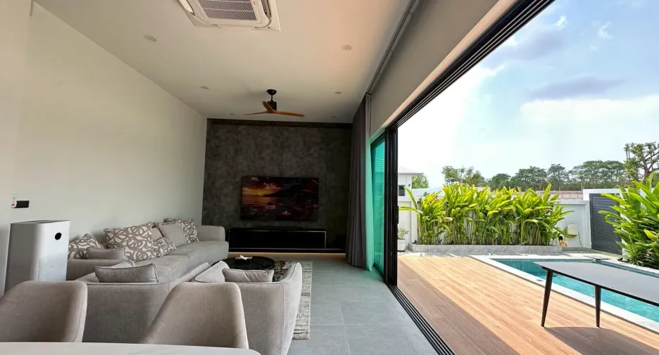 For rent 3 bedrooms house in East Pattaya, Pattaya