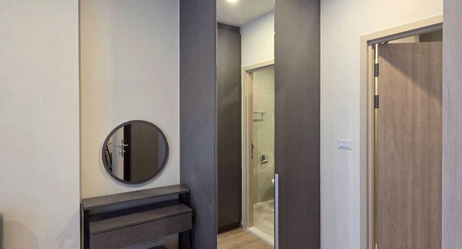 Wohnung zur Miete mit Studio in Huai Khwang, Bangkok