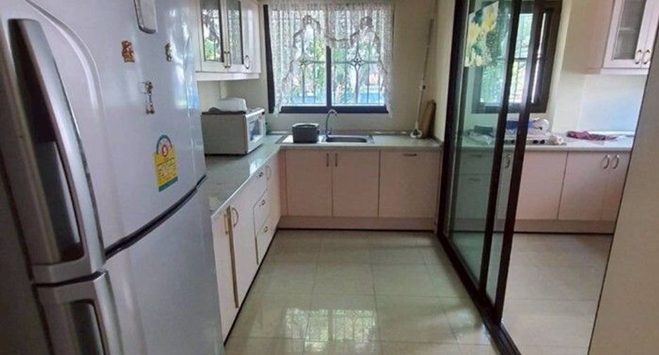 出售 3 卧室 独立屋 在 Phra Samut Chedi, Samut Prakan