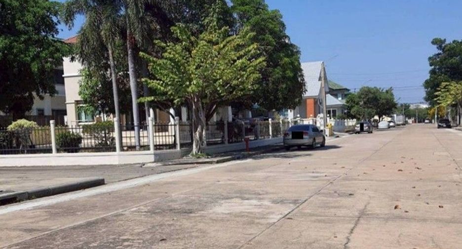 出售 3 卧室 独立屋 在 Phra Samut Chedi, Samut Prakan