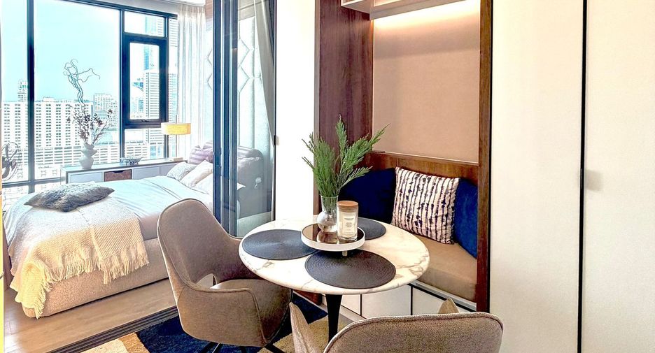 For rent 1 bed condo in Ratchathewi, Bangkok