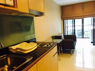 Wohnung zum Kauf und zur Miete mit 1 Zimmer in Khlong San, Bangkok