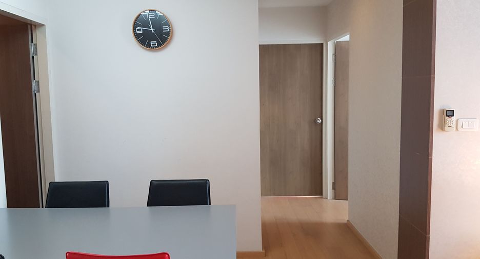 For rent 2 bedrooms condo in Phaya Thai, Bangkok