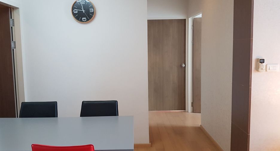 For rent 2 bedrooms condo in Phaya Thai, Bangkok