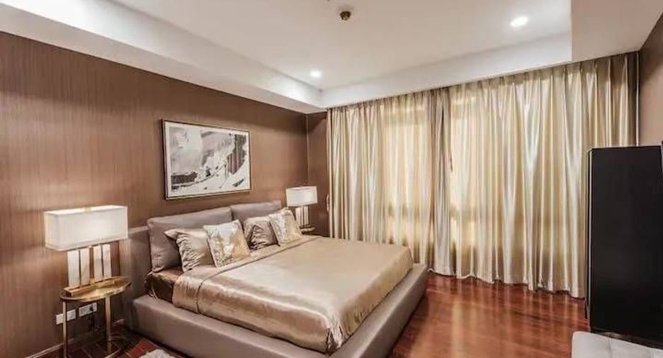 For sale 5 bedrooms condo in Pathum Wan, Bangkok
