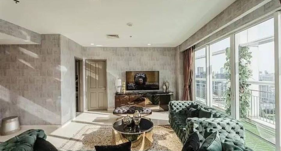 For sale 5 bedrooms condo in Pathum Wan, Bangkok