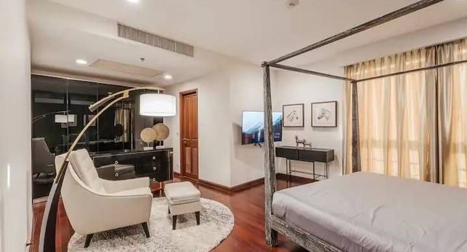 For sale 5 bedrooms condo in Pathum Wan, Bangkok