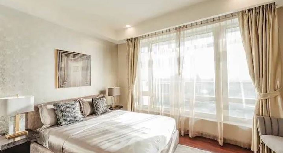 For sale 5 bedrooms condo in Pathum Wan, Bangkok