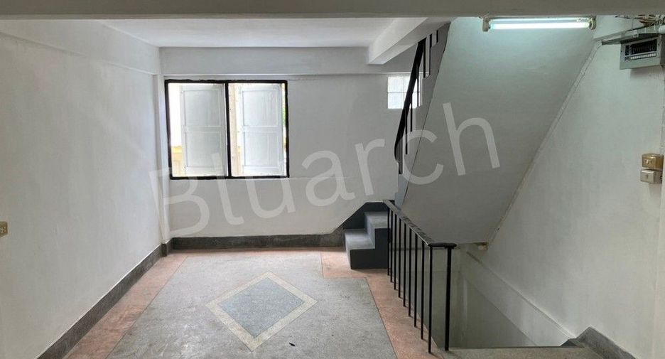 Reihenhaus zur Miete mit 4 Zimmer in Pathum Wan, Bangkok