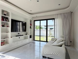 Villa zum Kauf und zur Miete mit 4 Zimmer in Bang Lamung, Chonburi